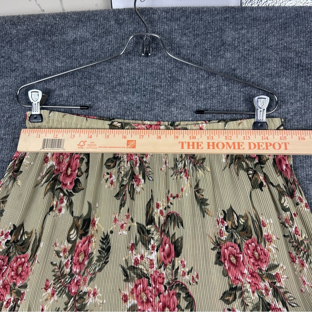 Sag Harbor Petite Vintage Floral Pleated Maxi Skirt Tan Pink - Picture 7 of 8